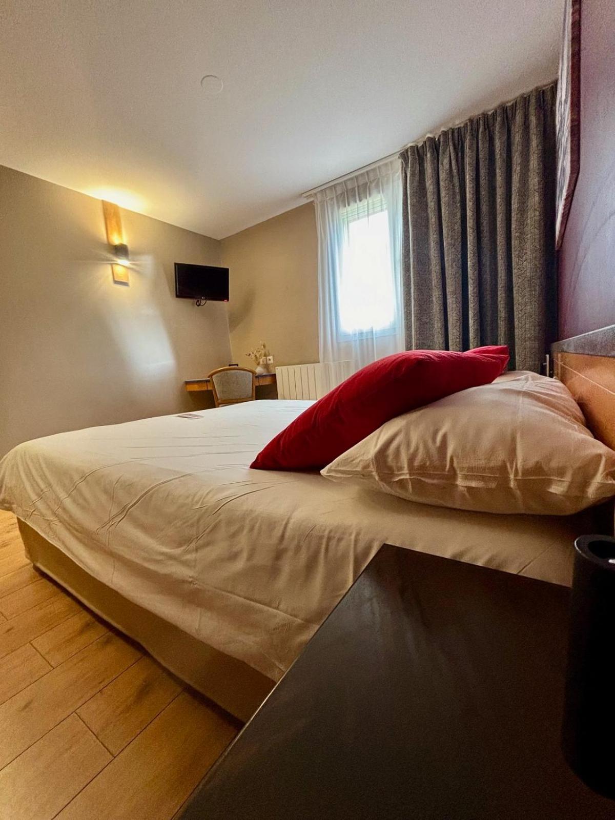 Hotel Les Arches Saint-Lary-Soulan Esterno foto